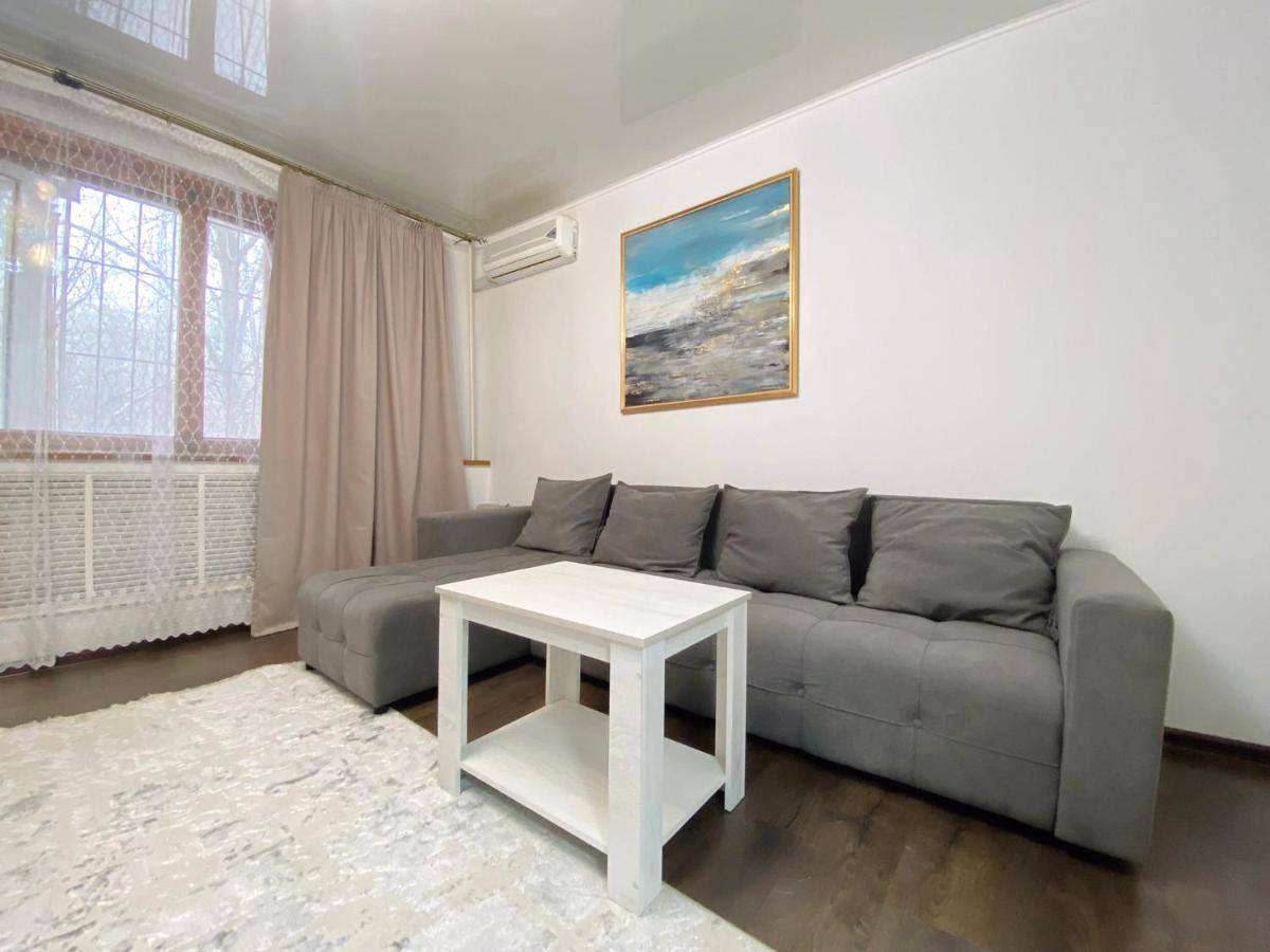 Comfortable Apartment, Samal 2 Ałma Ata Zewnętrze zdjęcie
